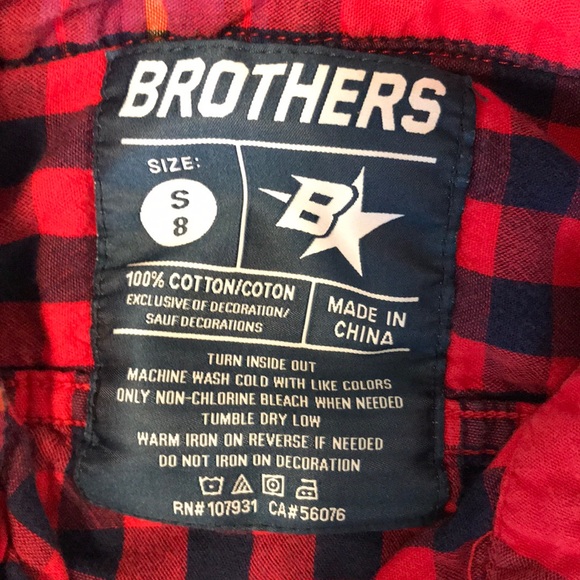 Plaid Long-sleeved collared button down shirt - Picture 2 of 5